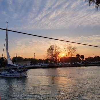 Pop's Sunset Grill - Sunset at Pop's - Seafood Near Me - Nokomis, Florida