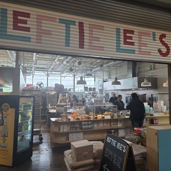 Leftie Lees - Food Stands Near Me - Avondale Estates, Georgia