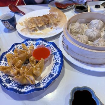 Lanzhou Ramen N Sushi - 2. Crab Rangoon (5) 3. Steamed Soup Dumpling 6. Fried Pot Sticker Dumplings (Pork) (6) - Sushi Bars Near Me - Roswell, Georgia