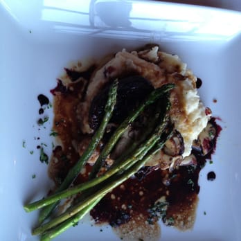 Campbell House Inn - Filet mignon is one of the best in Eugene! - Hotels Near Me - Eugene, Oregon