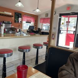 Bayside Diner & Eatery - Front door