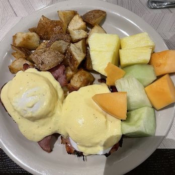 Ortiz Restaurant - Eggs Benedict with roasted potatoes - Bakeries Near Me - Santa Fe, New Mexico