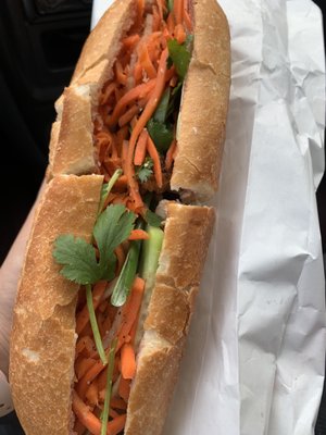 GHÉ bánh mì & rolls by null