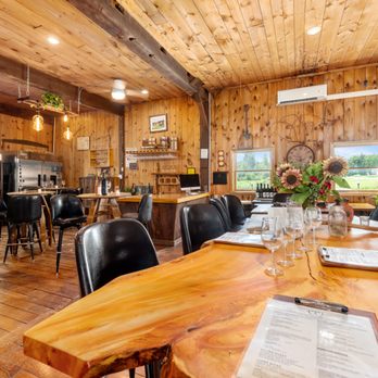 Barnstormer Winery - Beautiful interior tasting room. - Wineries Near Me - Rock Stream, New York Barnstormer Winery - Beautiful interior tasting room. - Wineries Near Me - Rock Stream, New York