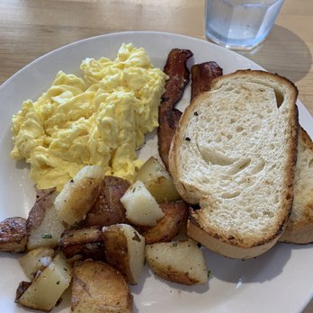 The Sawhorse Cafe - Breakfast & Brunch Near Me - Williamsport, Pennsylvania