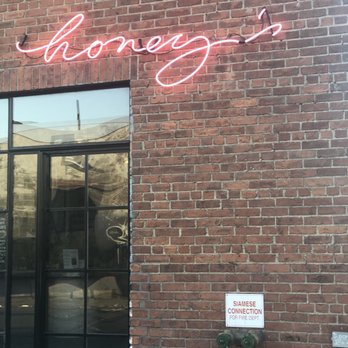 Honey's - Cocktail Bars Near Me - Brooklyn, New York