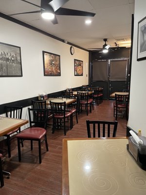 NEW YORK PIZZERIA by null