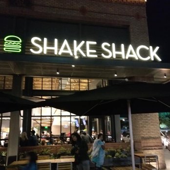 Shake Shack Glendale - Burgers Near Me - Glendale, California