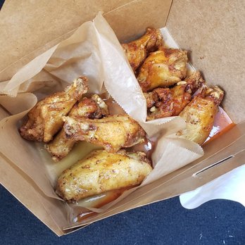 Shlap Muan Chicken Wings - Sweet Spicy Garlic and Orange Habanero Wings - Chicken Wings Near Me - Long Beach, California Shlap Muan Chicken Wings - Sweet Spicy Garlic and Orange Habanero Wings - Chicken Wings Near Me - Long Beach, California