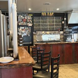 8th Day Brewing - Bar