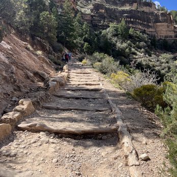 Bright Angel Trail - Hiking Near Me