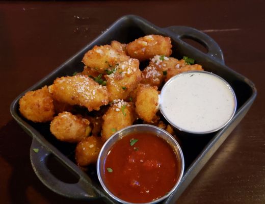 Bar Louie - Naperville by null