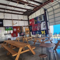 Rob Ray's Taproom