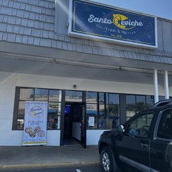 Santo Ceviche - Outside