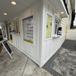 Uncle David's Ice Cream - Order on the left, pick up on the right (around the corner)