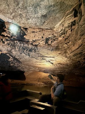 Lost River Cave by null