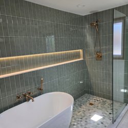 Cruz Construction & Renovation - Connies bathroom