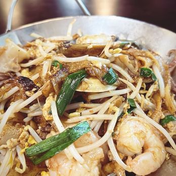 Mamak Malaysian Restaurant - K4. Penang Char Kway Teow and Noodle - Malaysian Near Me - Sugar Land, Texas Mamak Malaysian Restaurant - K4. Penang Char Kway Teow and Noodle - Malaysian Near Me - Sugar Land, Texas