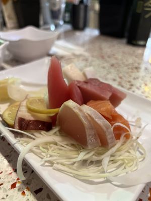 Robata Maplewood Dine-in/take out by null