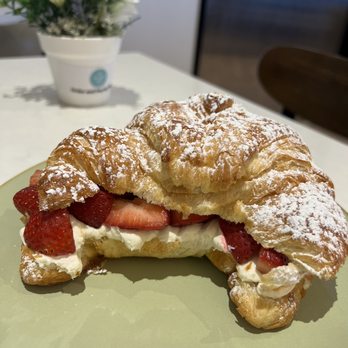 Horizon Shine - Strawberry Croissant - Coffee & Tea Near Me - Henderson, Nevada