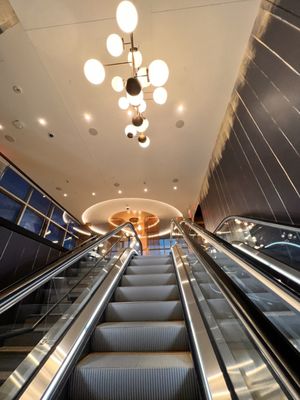 Delta Sky Club by null