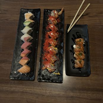 Kan Sushi - After rain roll, hot Cheeto roll, creamy S & S - Sushi Bars Near Me - Honolulu, Hawaii Kan Sushi - After rain roll, hot Cheeto roll, creamy S & S - Sushi Bars Near Me - Honolulu, Hawaii