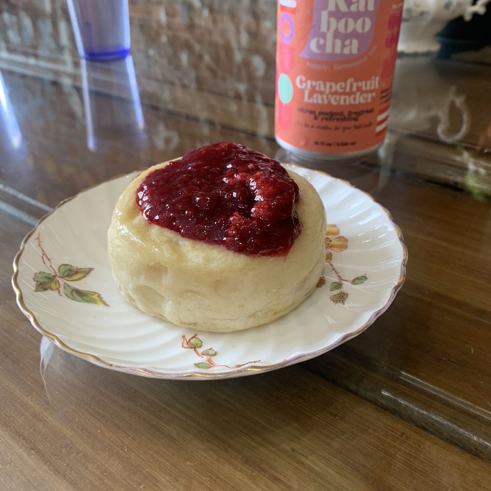 Crumpet with raspberry jam