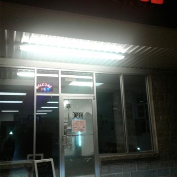 Castaway Seafood - Outside of establishment. It only says Seafood so keep an eye out. - Seafood Markets Near Me - Columbus, Georgia