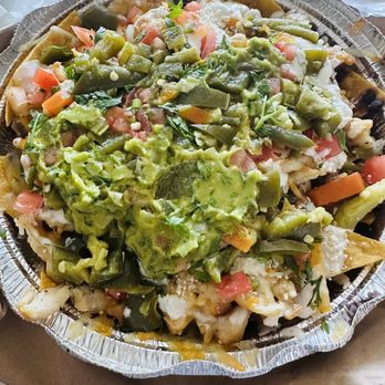 Tulcimexico Restaurant - Chicken Nachos ($13.95 - enough for two!) - Mexican Near Me - New York, New York