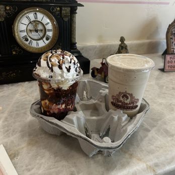 Ice Cream Emporium - Hot fudge sundae and Pepsi freeze - Ice Cream & Frozen Yogurt Near Me - Ripon, California Ice Cream Emporium - Hot fudge sundae and Pepsi freeze - Ice Cream & Frozen Yogurt Near Me - Ripon, California
