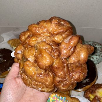 Spunky Dunkers Donuts - Apple Fritter - Donuts Near Me - Palatine, Illinois Spunky Dunkers Donuts - Apple Fritter - Donuts Near Me - Palatine, Illinois