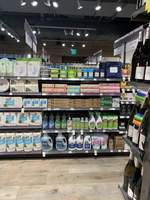 Plum Market – Ally Detroit Center by null