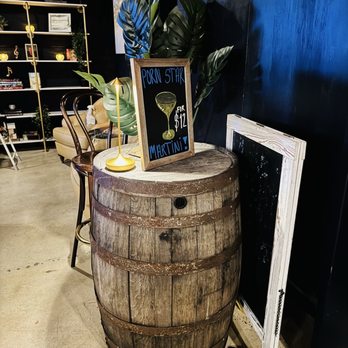 Barrel & Co - Cocktail Bars Near Me - Jamestown, North Carolina
