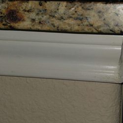 D R Horton America's Builder - Poor trim work