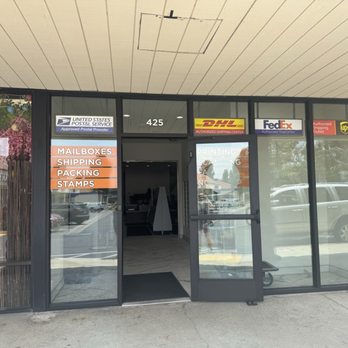 Mailbox Express - Shipping Centers Near Me - Glendora, California