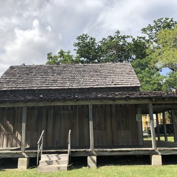 Lummus Park Historic District - Parks Near Me - Miami, Florida