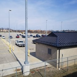 Appleby GO Station - Outdoor parking