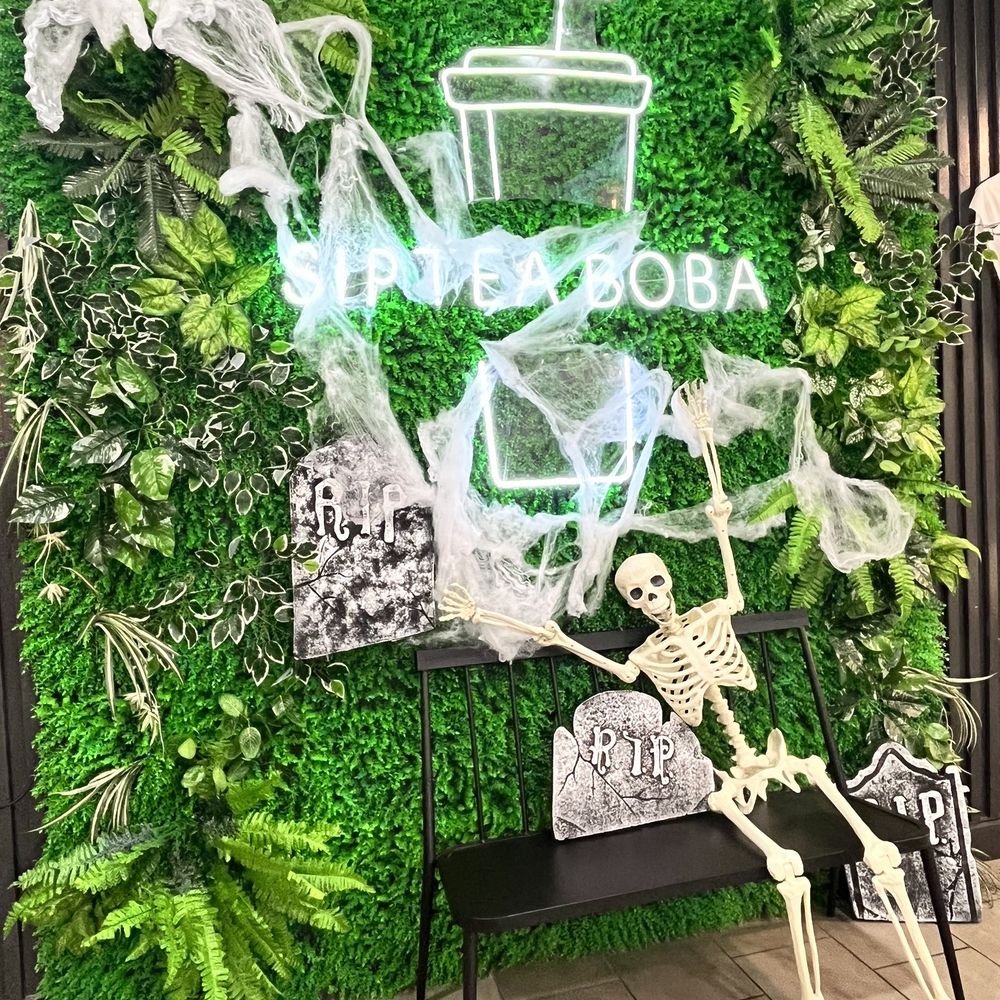 Sip Tea Boba - Seasonal decoration - Bubble Tea Near Me - Pinellas Park, Florida Sip Tea Boba - Seasonal decoration - Bubble Tea Near Me - Pinellas Park, Florida