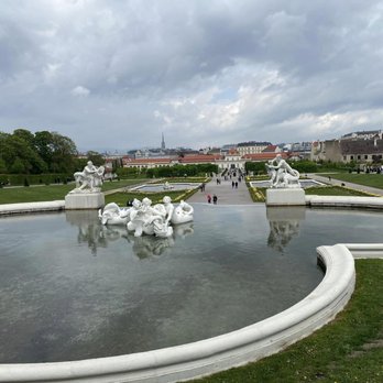Belvedere Garten - Grounds of Belvedere Palace - Parks Near Me - Vienna, 9