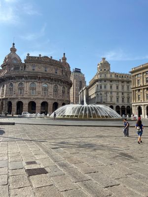 Piazza De Ferrari by null