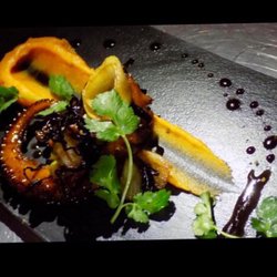 Kali Restaurante - Pulpo laqueado, pescado pibil y Jamaica con 5 chocolates...