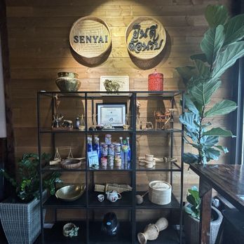 Senyai - Restaurant decor - Thai Near Me - Jacksonville, Florida Senyai - Restaurant decor - Thai Near Me - Jacksonville, Florida