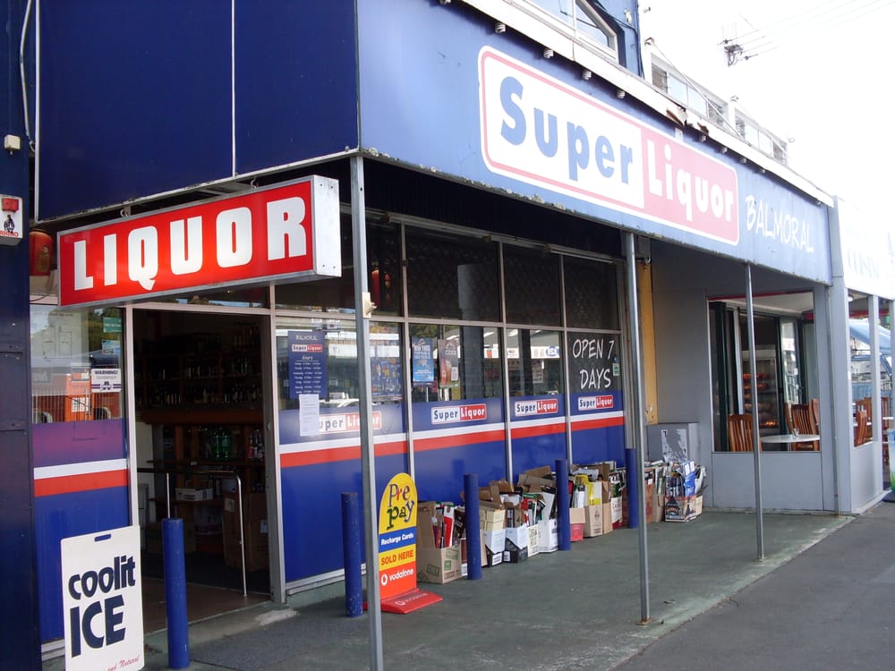 SUPER LIQUOR BALMORAL 861 Dominion Rd, Mt Roskill, Auckland, New