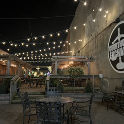 Courthouse Exchange Restaurant - Out door patio