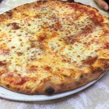 Osteria Degli Amici - Pizze diavola (spicy sausage -not TOO spicy) - Italian Near Me - Stresa, VB Osteria Degli Amici - Pizze diavola (spicy sausage -not TOO spicy) - Italian Near Me - Stresa, VB