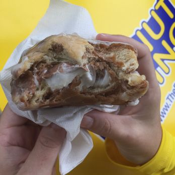 Donut King - Donuts Near Me - Minneola, Florida