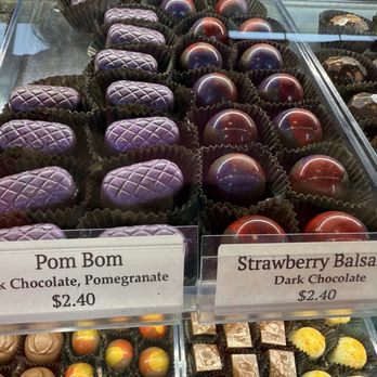 Chocolate Therapy - So pretty - Chocolatiers & Shops Near Me - Wayland, Massachusetts Chocolate Therapy - So pretty - Chocolatiers & Shops Near Me - Wayland, Massachusetts
