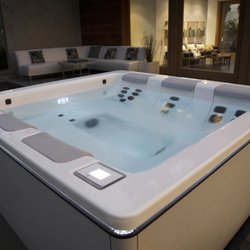 Recreational Pools Spas & More - Stil nighttime