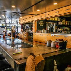 STP Bar-N-Grill - Clean and well run.