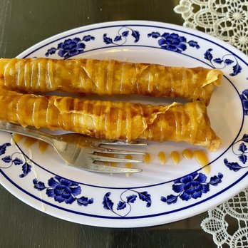 CARiN de RiA - Banana Turon - Filipino Near Me - Encinitas, California CARiN de RiA - Banana Turon - Filipino Near Me - Encinitas, California
